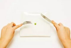 節(jié)食不但減不了肥，還傷身體..